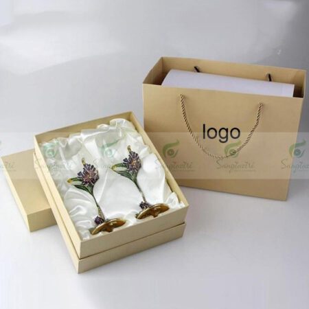 hộp đựng ly rượu vang